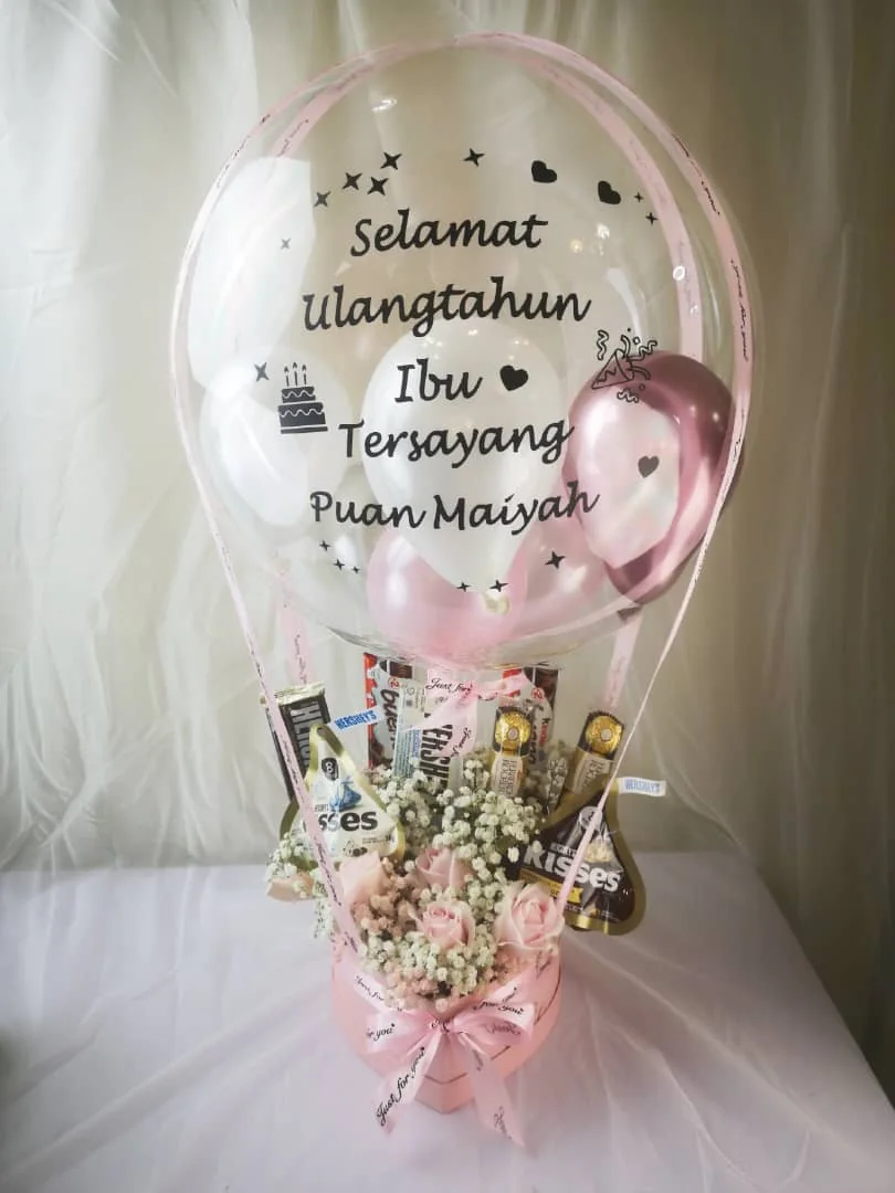 Hot Air Balloon Chocolate & Flower Box – Customizable Gift | Florist in Kajang
