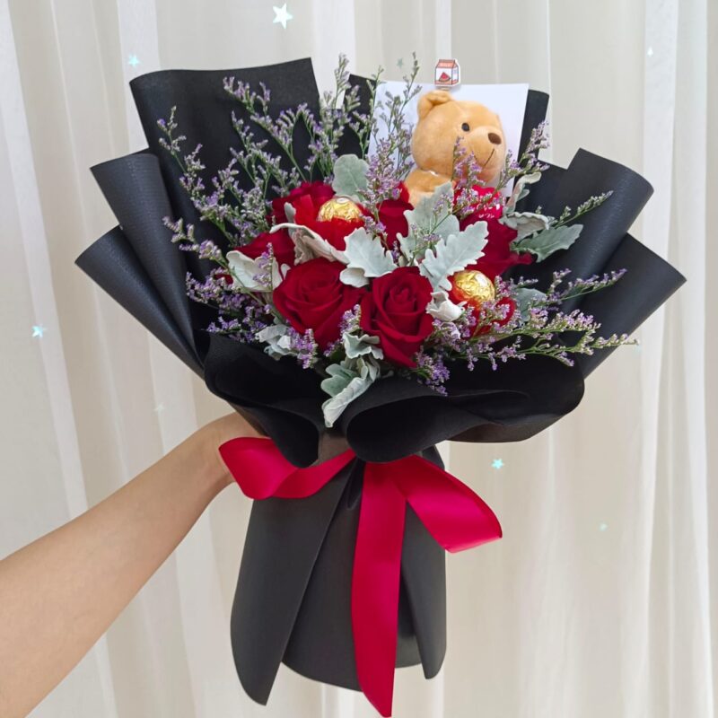 Baby Chip Bouquet | Fresh Roses & Chocolates | Florist in Kajang