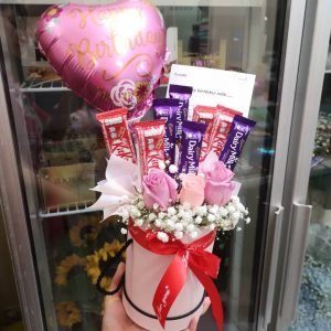 Mix KitKat Cadbury Box – Roses & Chocolates Gift | Florist in Kajang