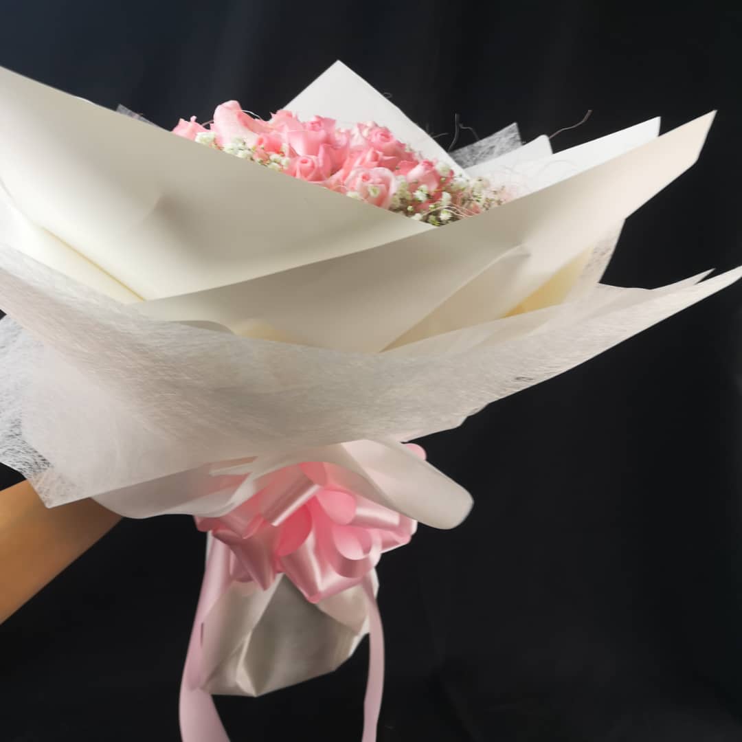 Romantic Pink Roses Bouquet Florist in KL