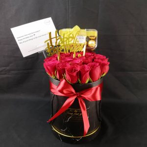 Roses Hut Box – 24 Red Roses & Ferrero Chocolates | Florist in Kajang