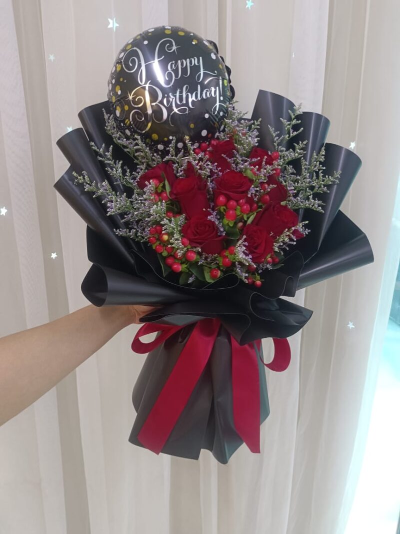 Black Matte – Red Roses Bouquet Balloon | Florist in Kajang