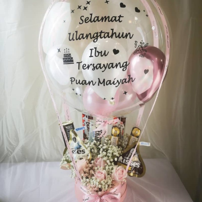 Hot Air Balloon Chocolate & Flower Box – Customizable Gift | Florist in Kajang