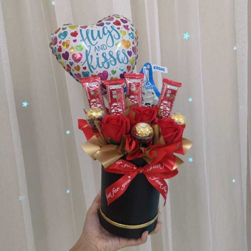 Betty – Chocolate & Soap Roses Gift Box | Florist in Kajang