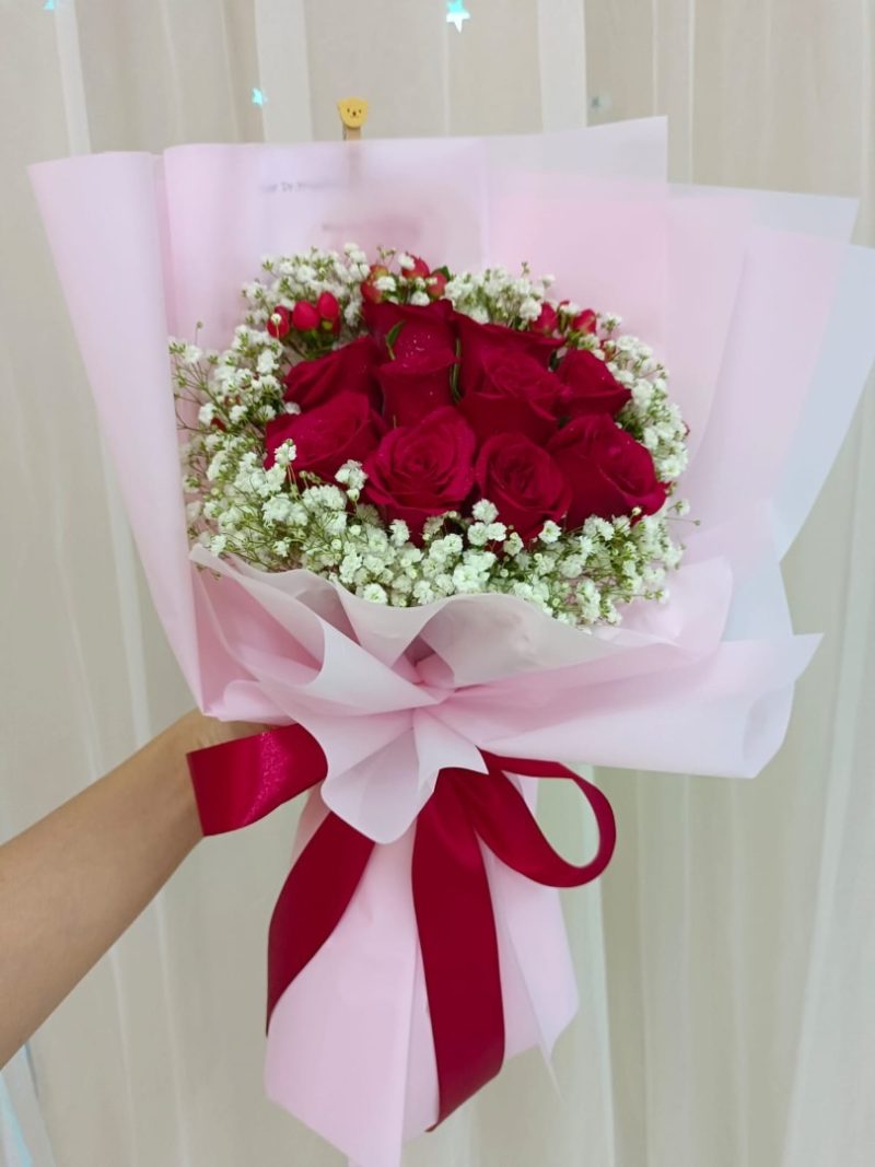 Kate Berry – Red Roses Bouquet | Florist in Kajang