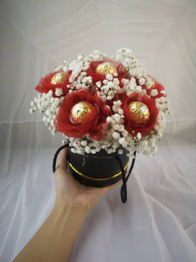 Flower Bouquet Mini Ferrero Box 1