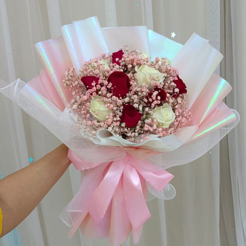 Roses of Love – 12 Red & White Roses | Florist in Kajang