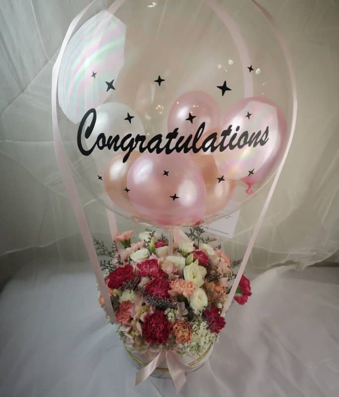 Flower Bouquet Adorable Box with hotair Balloon