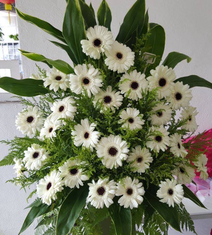 Flower Bouquet Condolence Stand 2