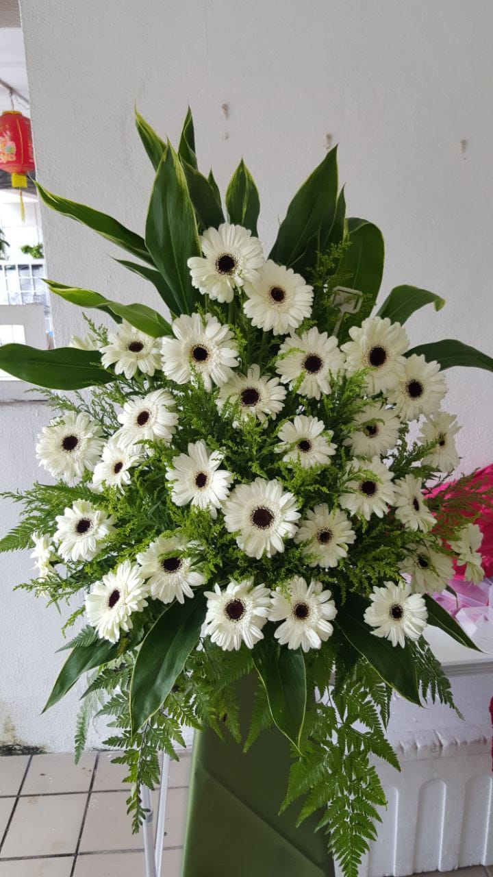 Condolence Stand | Sympathy Flower Arrangement | Florist in Kajang