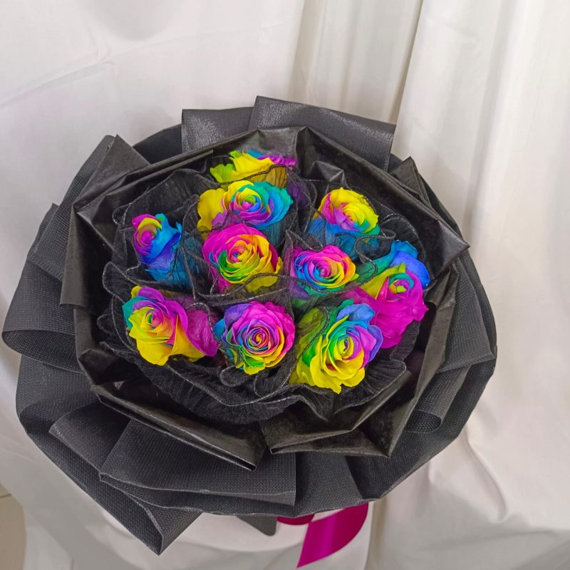 Valentine's Collection 2025 Ecuador Premium Rainbow Roses - Image 2