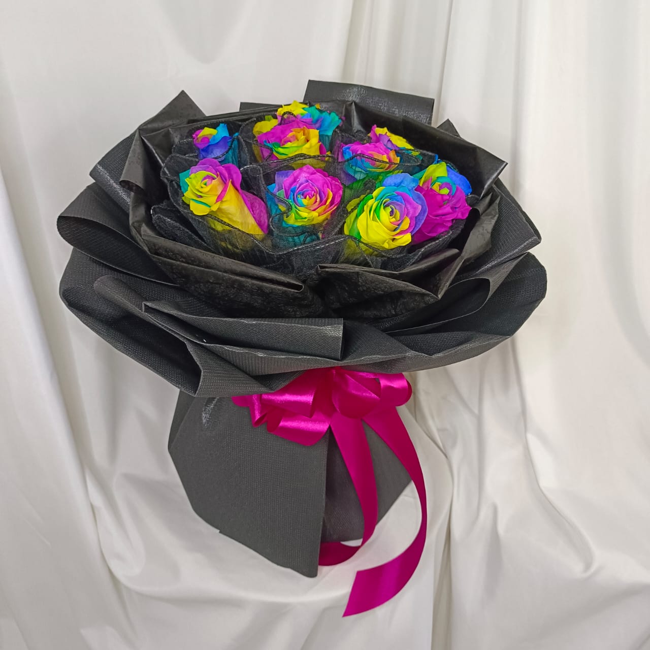 Valentines Collection 2023 Ecuador Premium Rainbow Roses