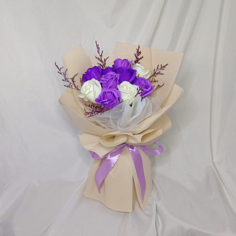 Flower Bouquet Purplish Style
