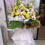 Flower Bouquet Condolence Stand 4