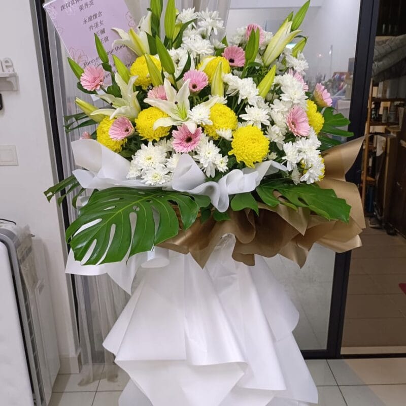 Flower Bouquet Condolence Stand 4